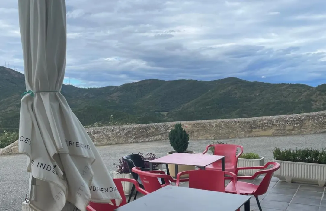 Hostal Don Santiago Ramon y Cajal-1